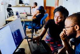 Youth in digital skills training